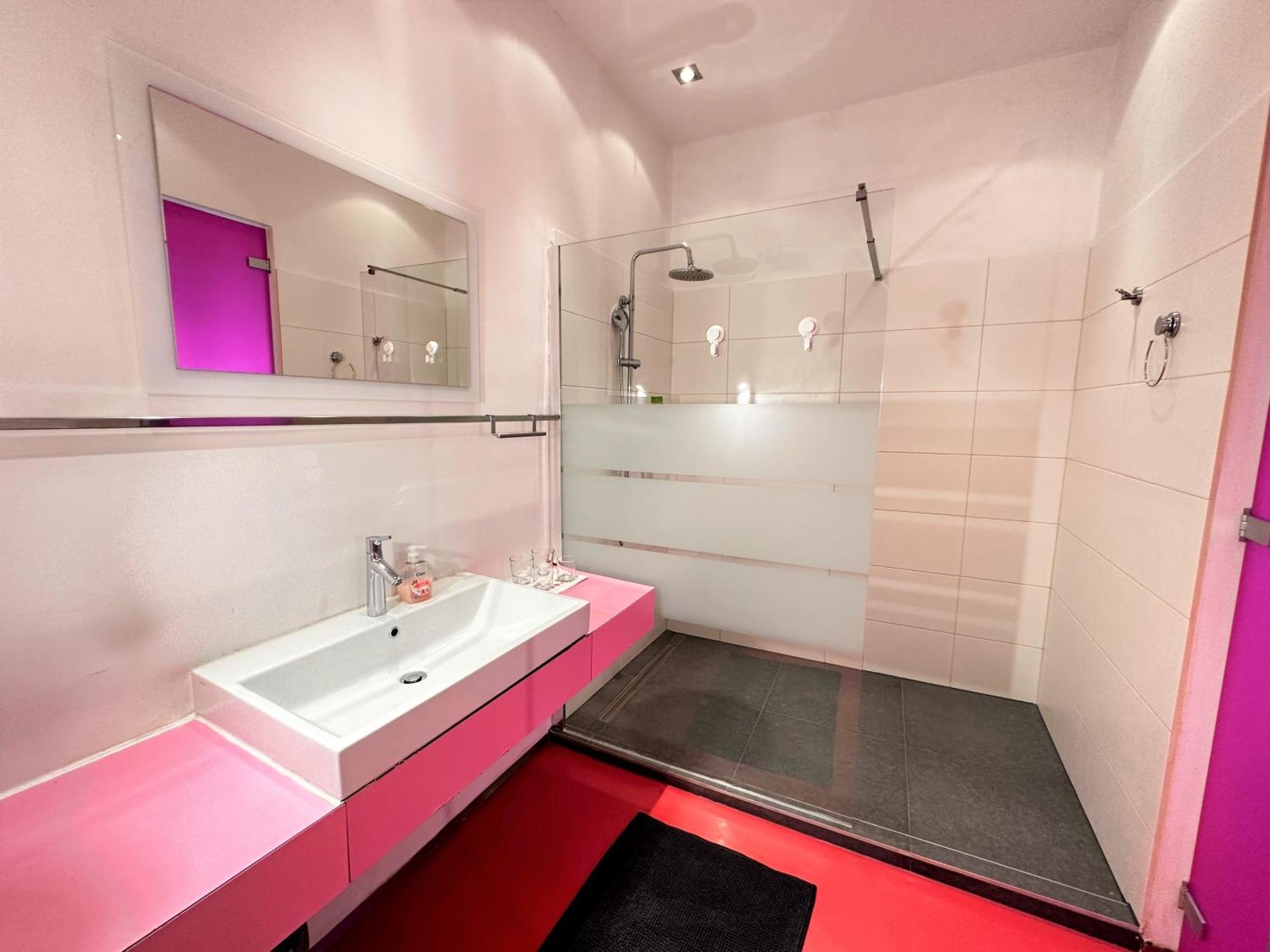 Charming Starry Night Apartment 류블랴나 외부 사진